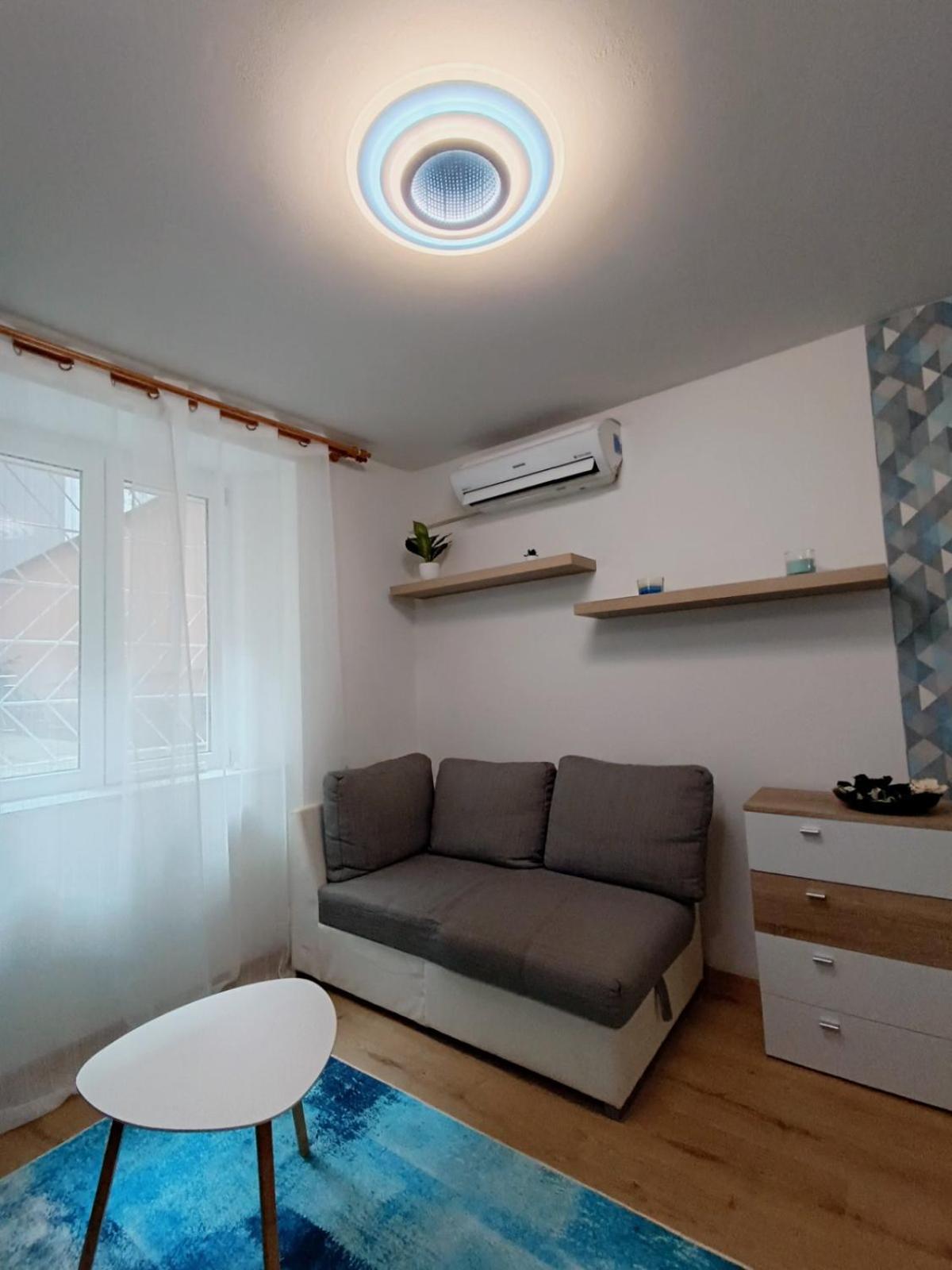 Skyblue Apartment Budapeste Exterior foto
